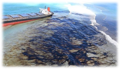 Sự cố tràn dầu trên biển (Công ty TNHH Xây Dựng - Công Nghệ Môi Trường Nano)